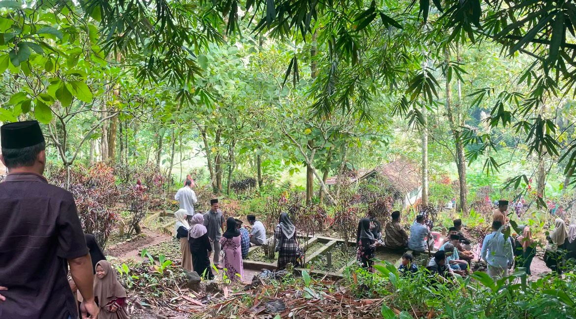 Haul Massal Desa Rimun